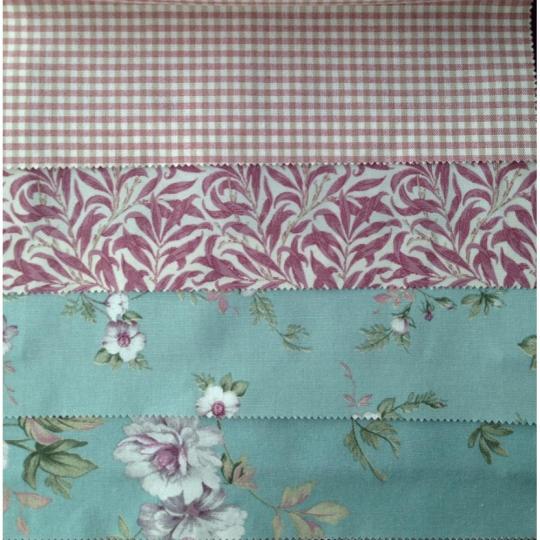 simta folk rozsa minta viragos kockas romantikus vintage country sarga barack narancssarga zold indaminta feher alap textil szovet  vidam nappali konyha lanyszoba hloszoba.jpg